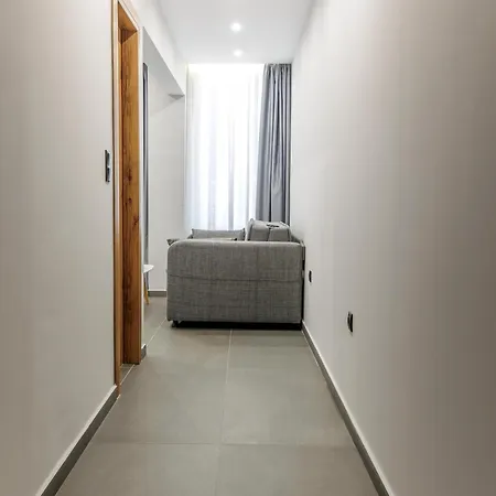 Timeless Luxury & * سالونيك