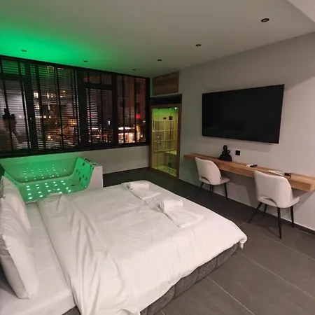 Timeless Luxury & * Θεσσαλονίκη