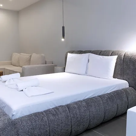 Timeless Luxury & Apartment