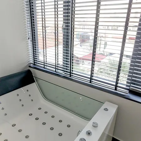 Timeless Luxury & Θεσσαλονίκη