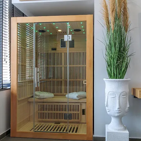 Timeless Luxury & * Θεσσαλονίκη